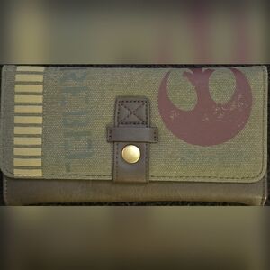 Loungefly Star Wars Tri-Fold Wallet
